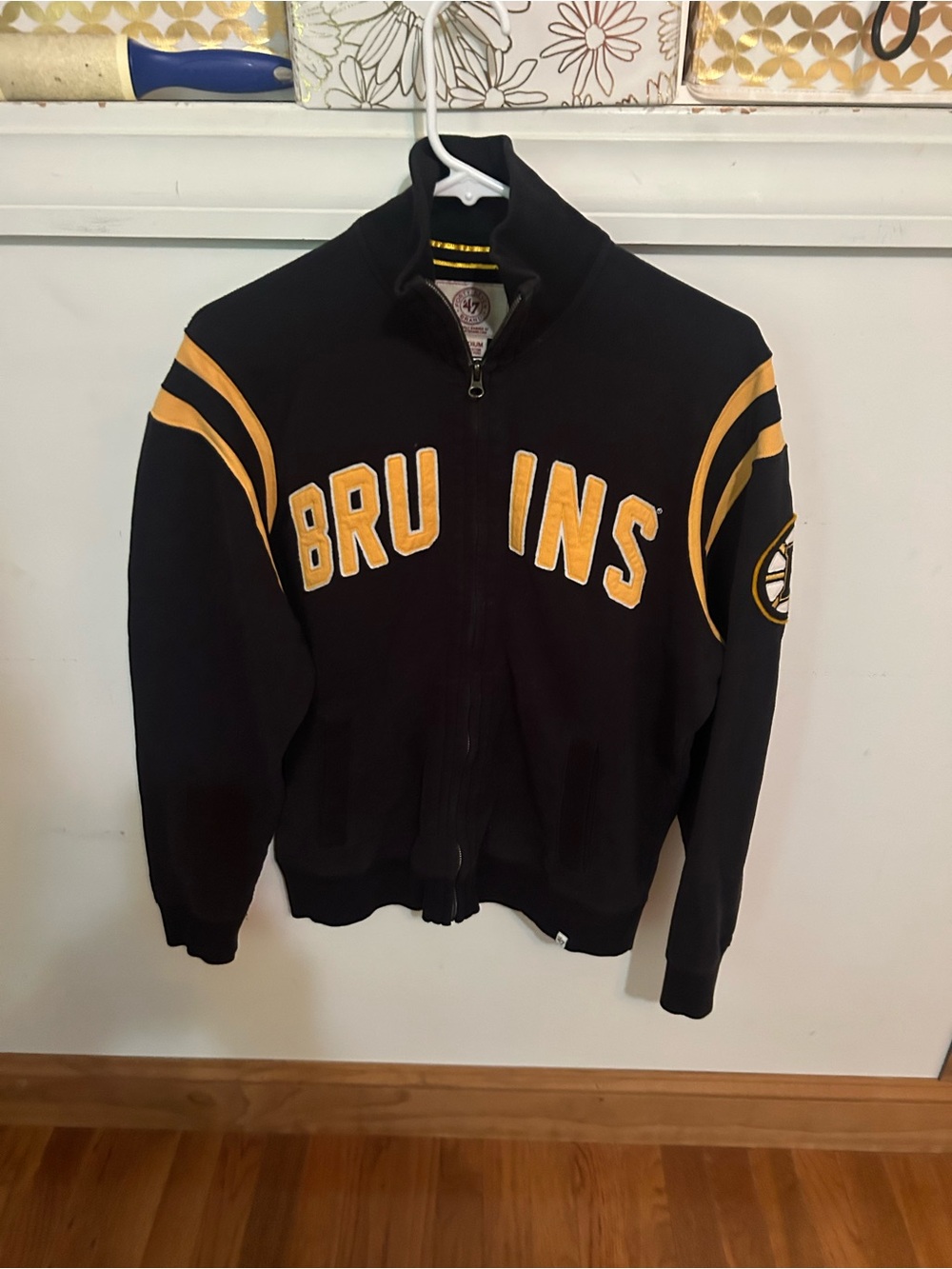 '47 Brand Boston Bruins Black and Gold Full-Zip Sweatshirt